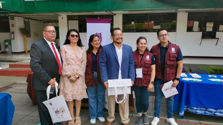 Conecta IEMS a Estudiantes con sus Sueños Profesionales